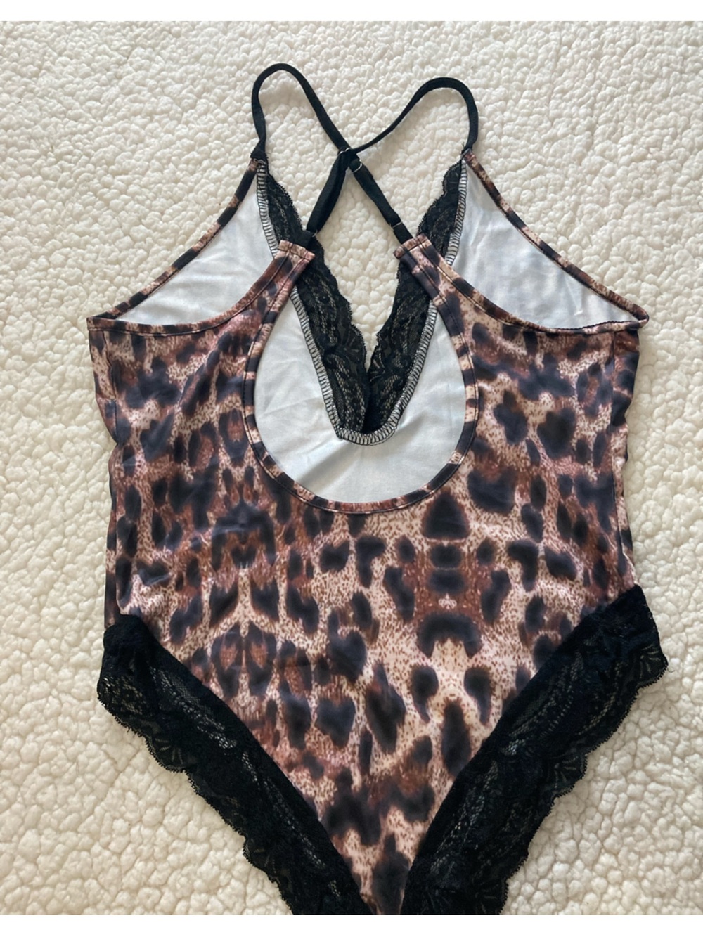 New cheetah print bodysuit - Picture 2 of 2